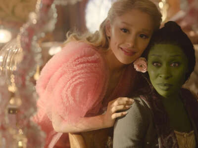 Ariana Grande and Cynthia Erivo in Wicked (2024).