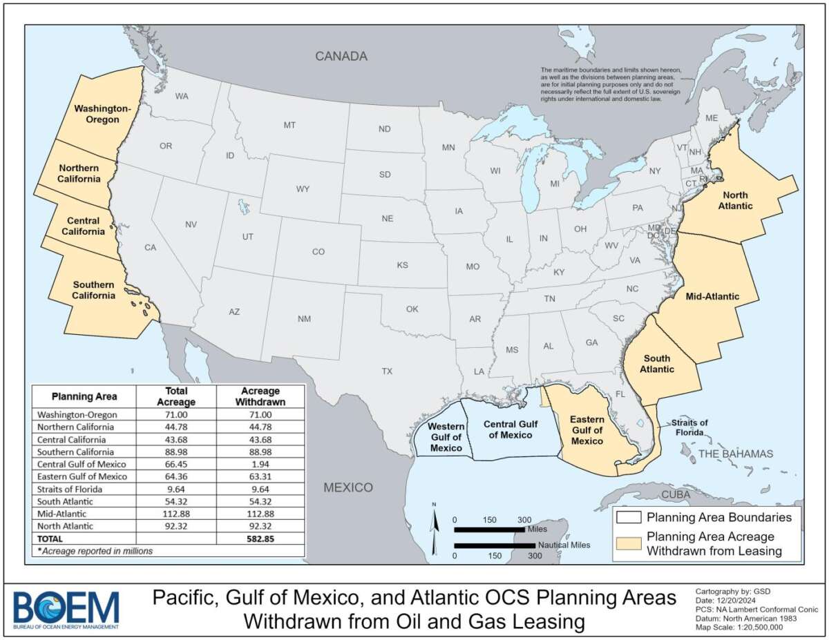 Door de uitvoerende actie van Biden werden federale wateren in de Atlantische en Stille Oceaan, evenals de oostelijke Golf van Mexico, onttrokken aan het leasen van potentiële offshore olie- en gasboringen.