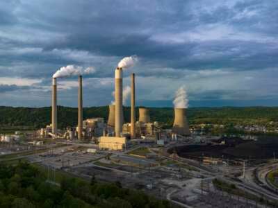 Aerial view of John E. Amos Power Plant in West Virginia.