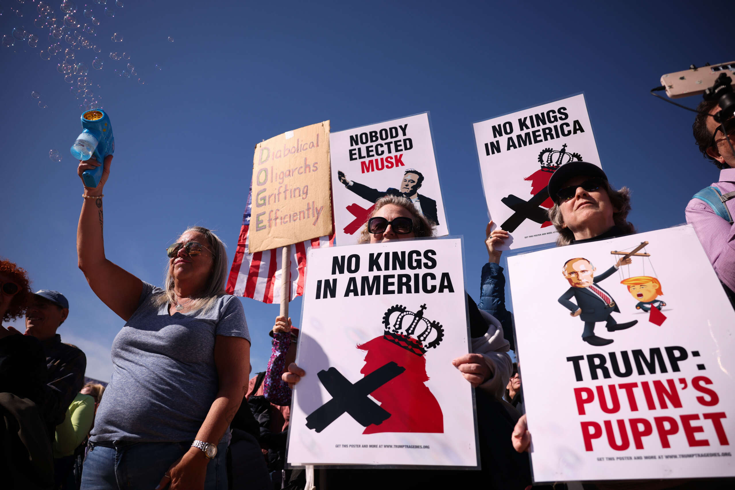 Judge Orders Thousands of Fired Federal Employees to Be Reinstated Immediately