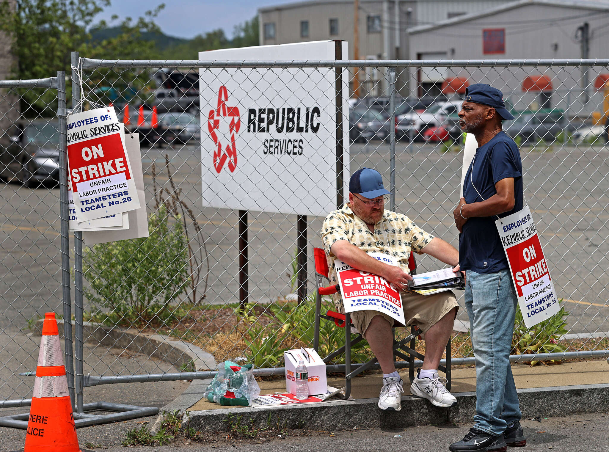 Sanitation Workers Demand Higher Wages as Trash Pickup Strikes Spread ...