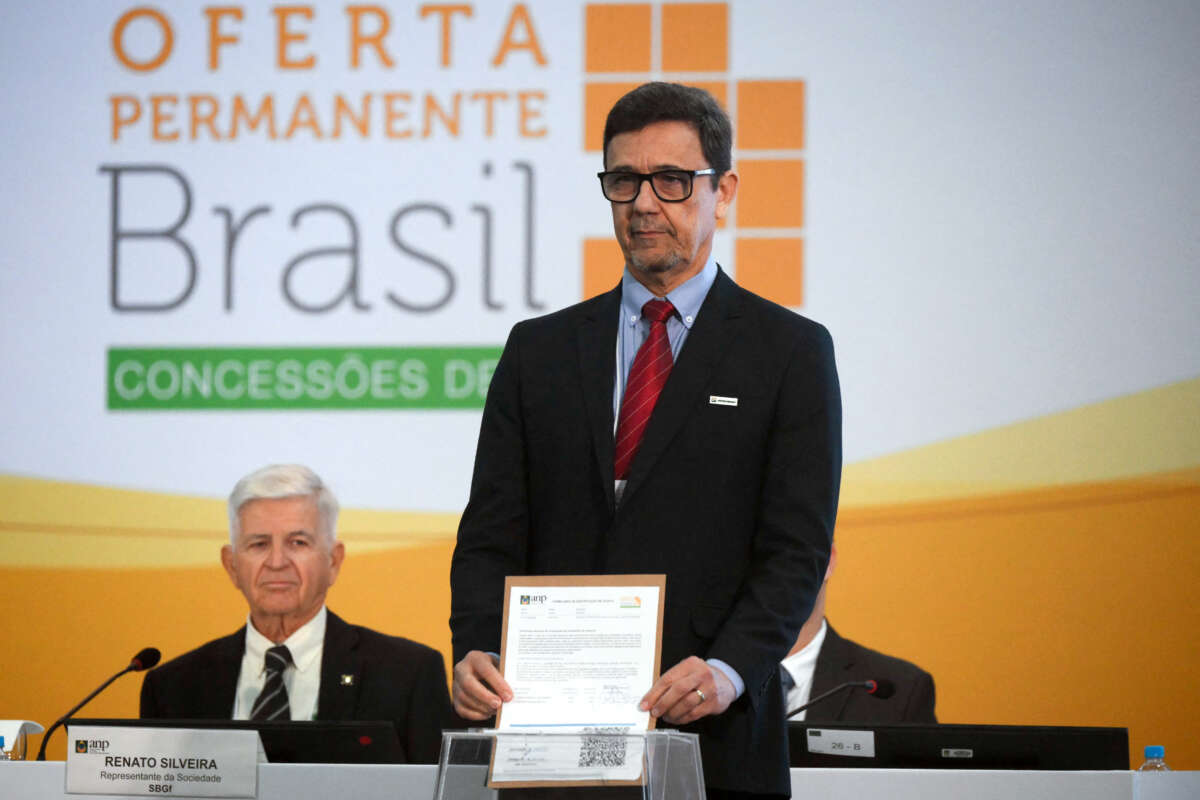 Petrobras Exploration Executive Manager Jonilton Pessoa places his bid to explore the Amazon basin during an oil blocks auction by Brazil's Oil and Gas Regulatory Agency in Rio de Janeiro, Brazil, on June 17, 2025.