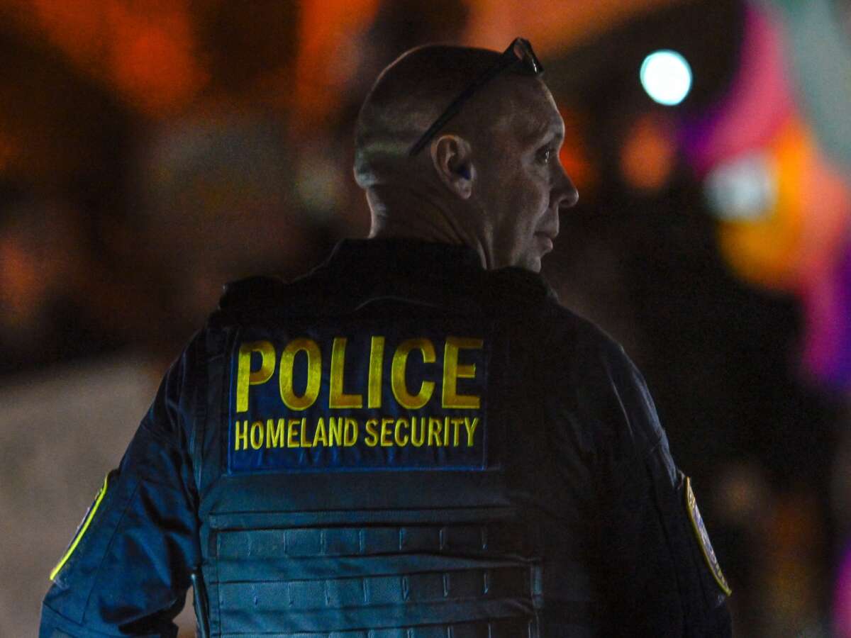 ICE Detains Iranian Professor for 3 Days for “Standard Questioning”