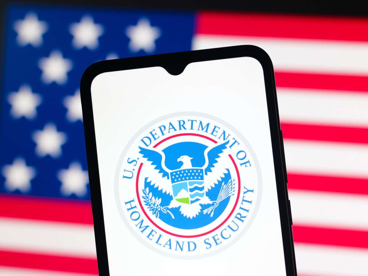 Open Records Advocates Alarmed as DHS Abandons Text Archiving Software