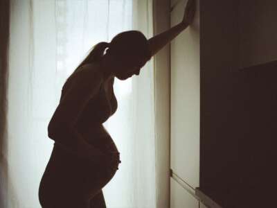 Silhouette of a pregnant woman
