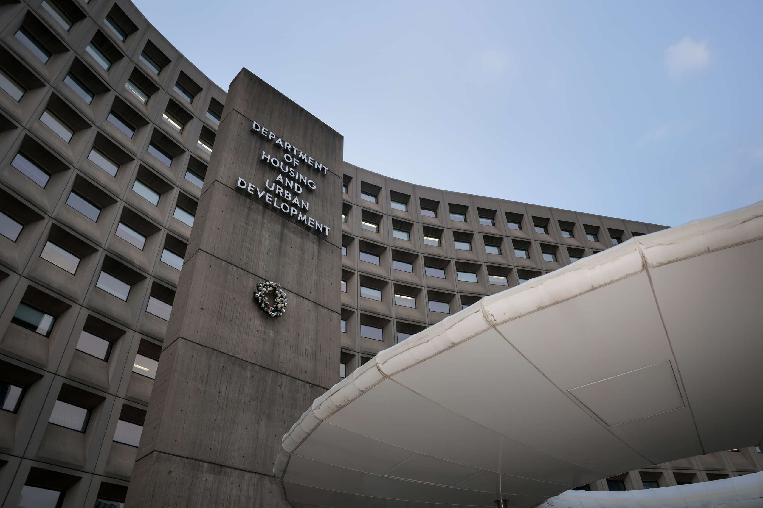 A Tech Bro Think Tank Is Trying to Roll Back Evidence-Based Homelessness Policy