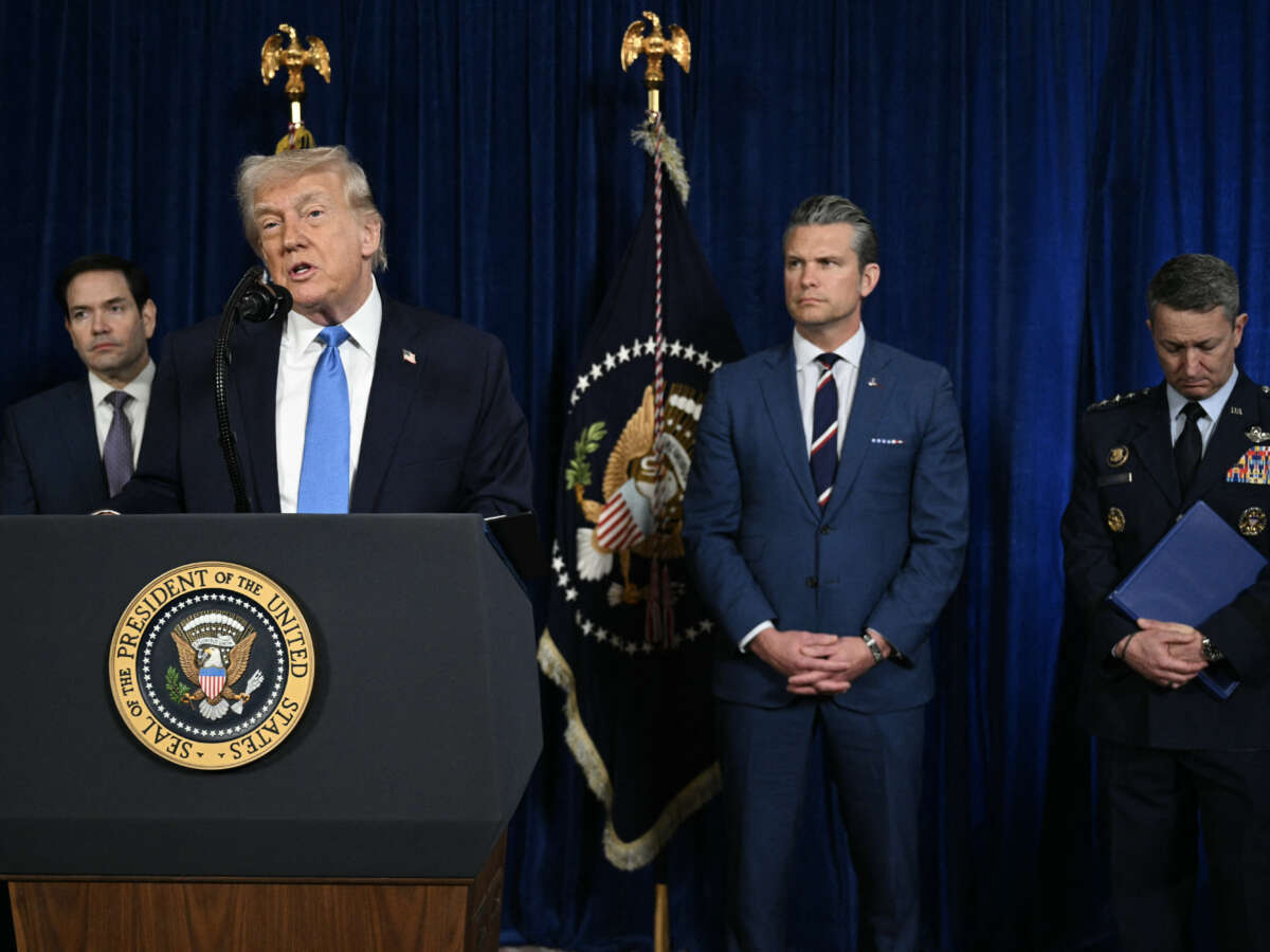 Analysts Warn Venezuela Invasion Could Empower Trump to Take Actions Elsewhere