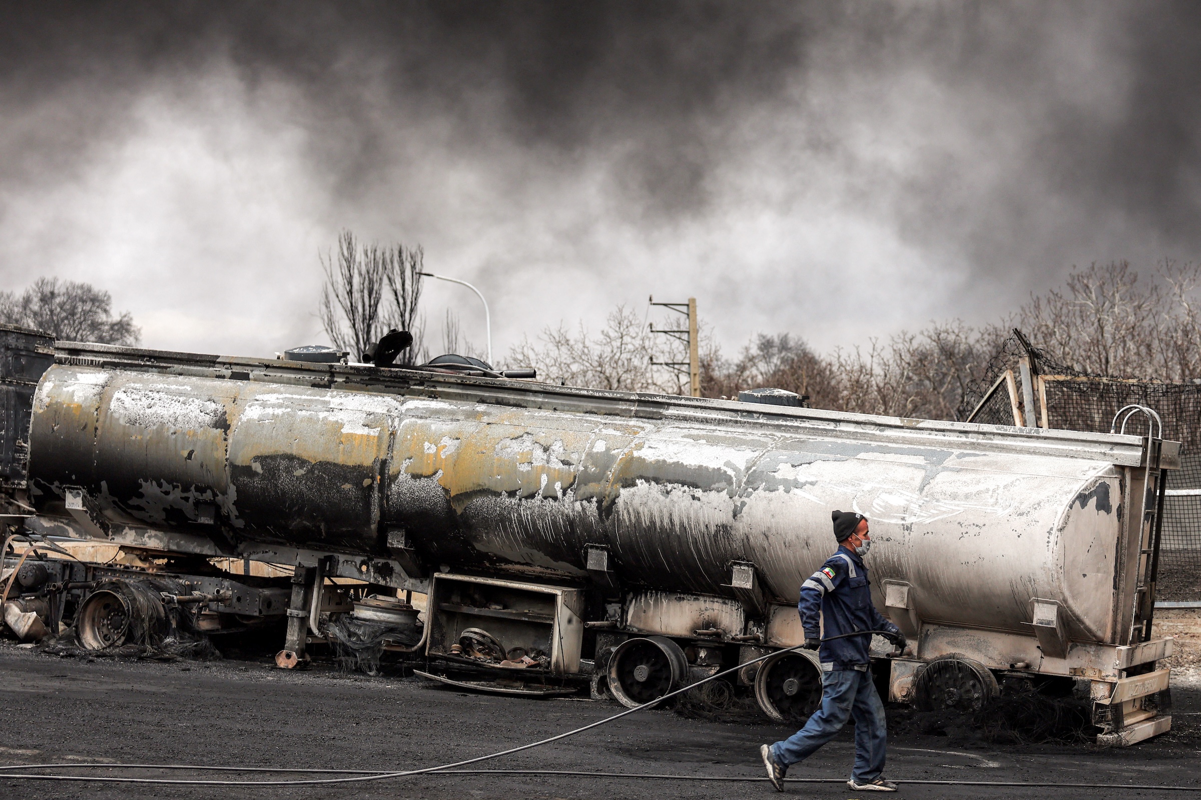 2 Weeks of Iran War Released More Carbon Emissions Than 84 Countries Do Yearly