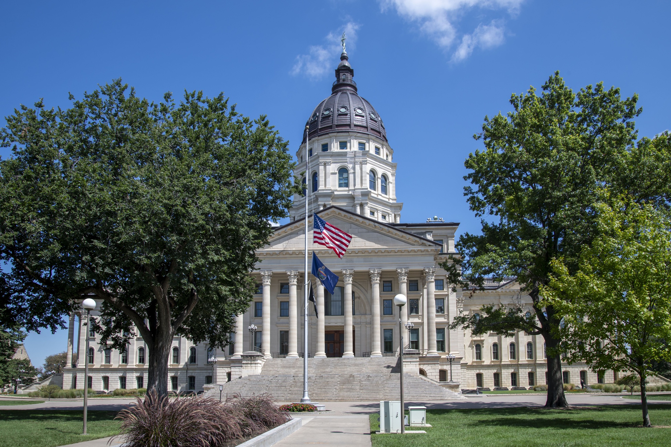 Trans Residents Sue Kansas Over New Law Outlawing Their Current Licenses