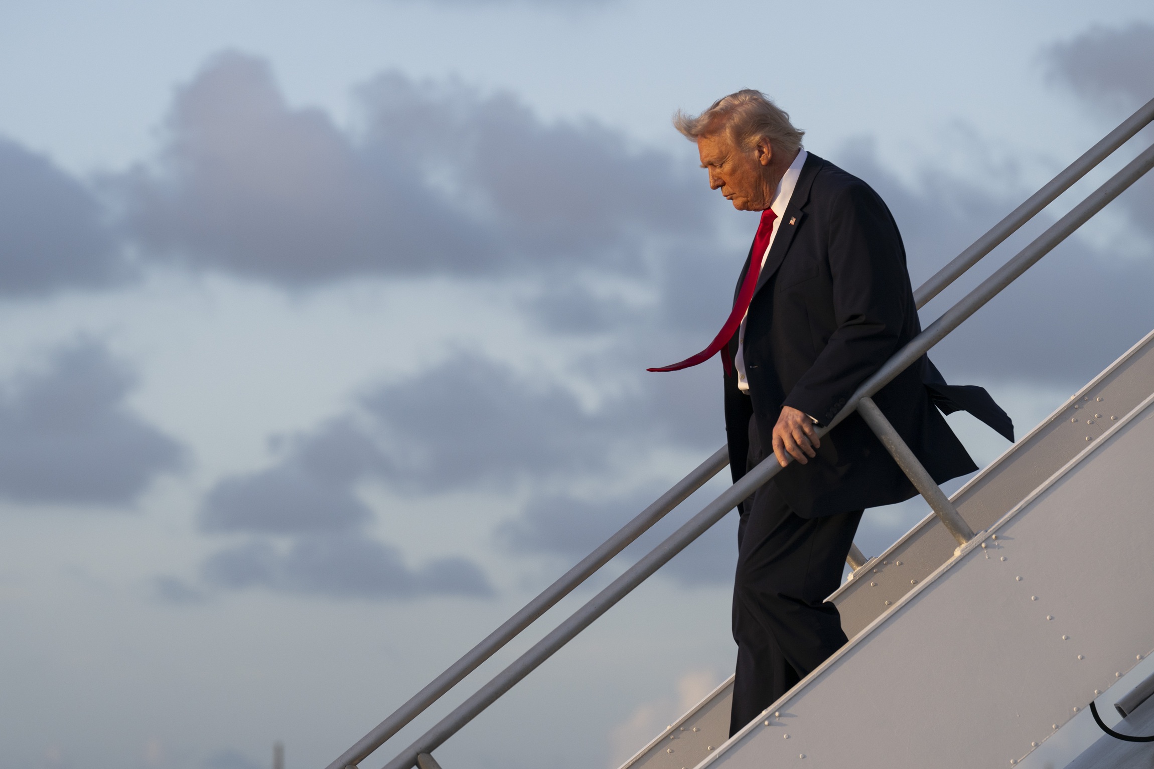 US Lost 92,000 Jobs in February, With Growth Down 85 Percent Over Past Year