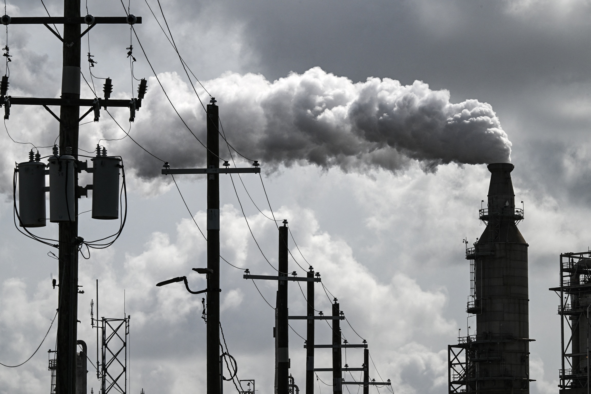 Dozens of States Sue to Block EPA From Slashing Rule That Allows Greenhouse Gas Regulation