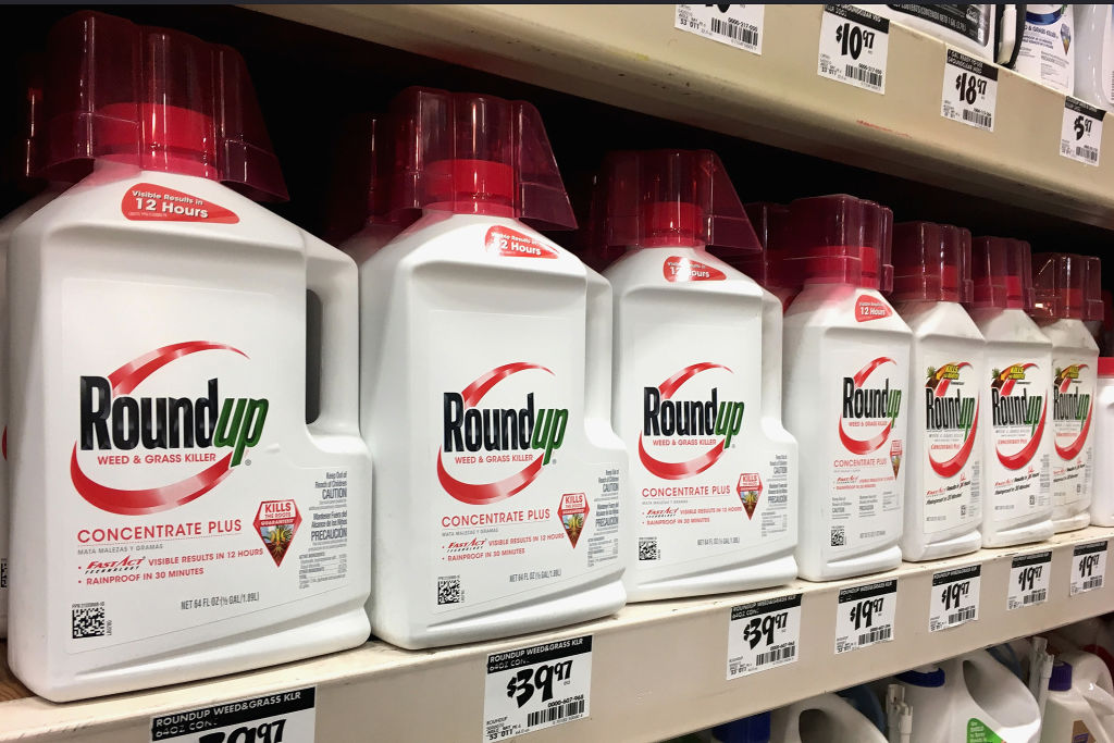 Weed Killer May Be Causing Cancer "Hot Spots" Across the Midwest