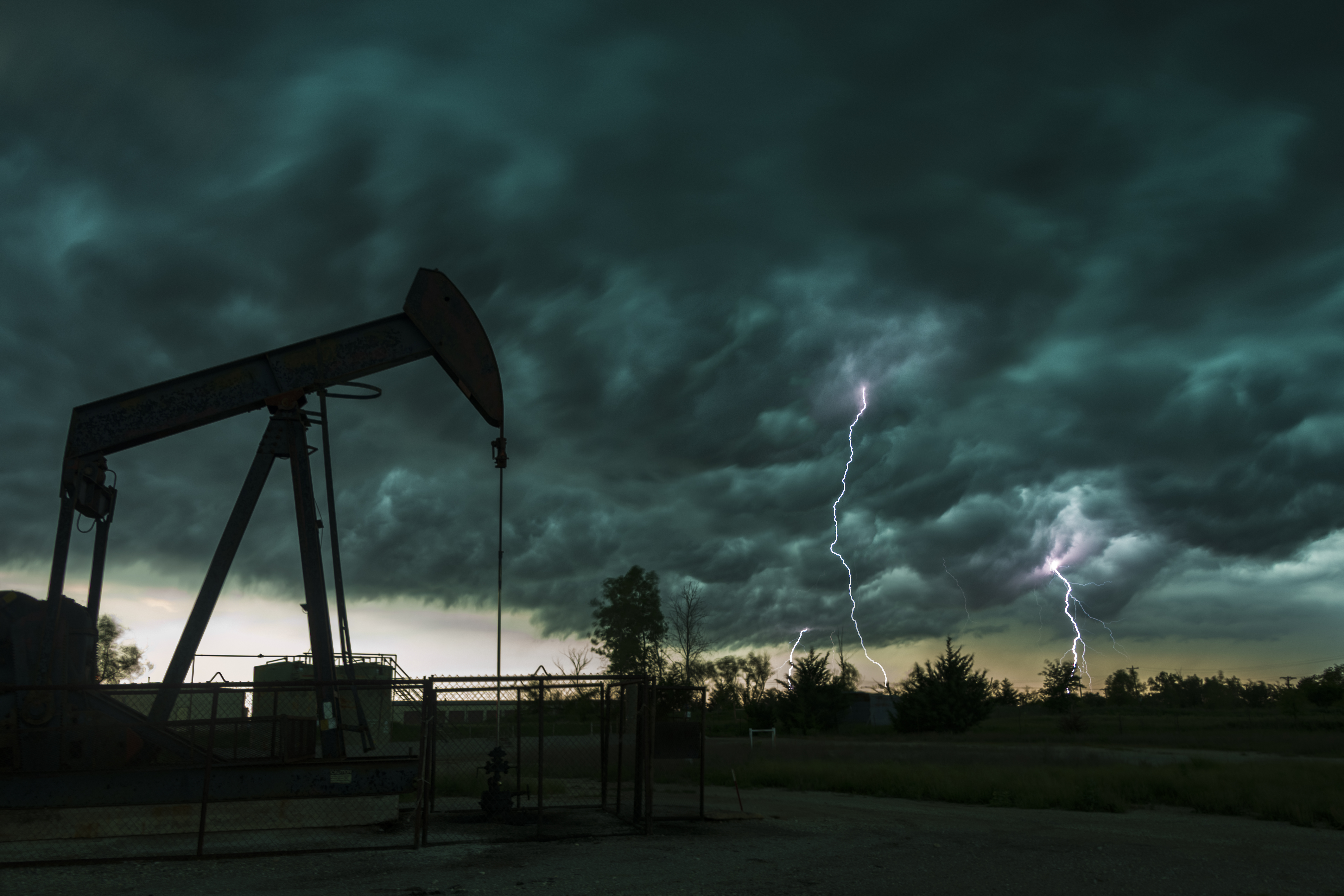 Regulators Didn’t Act on Nearly 600 Oil Wells Operating Illegally in Oklahoma