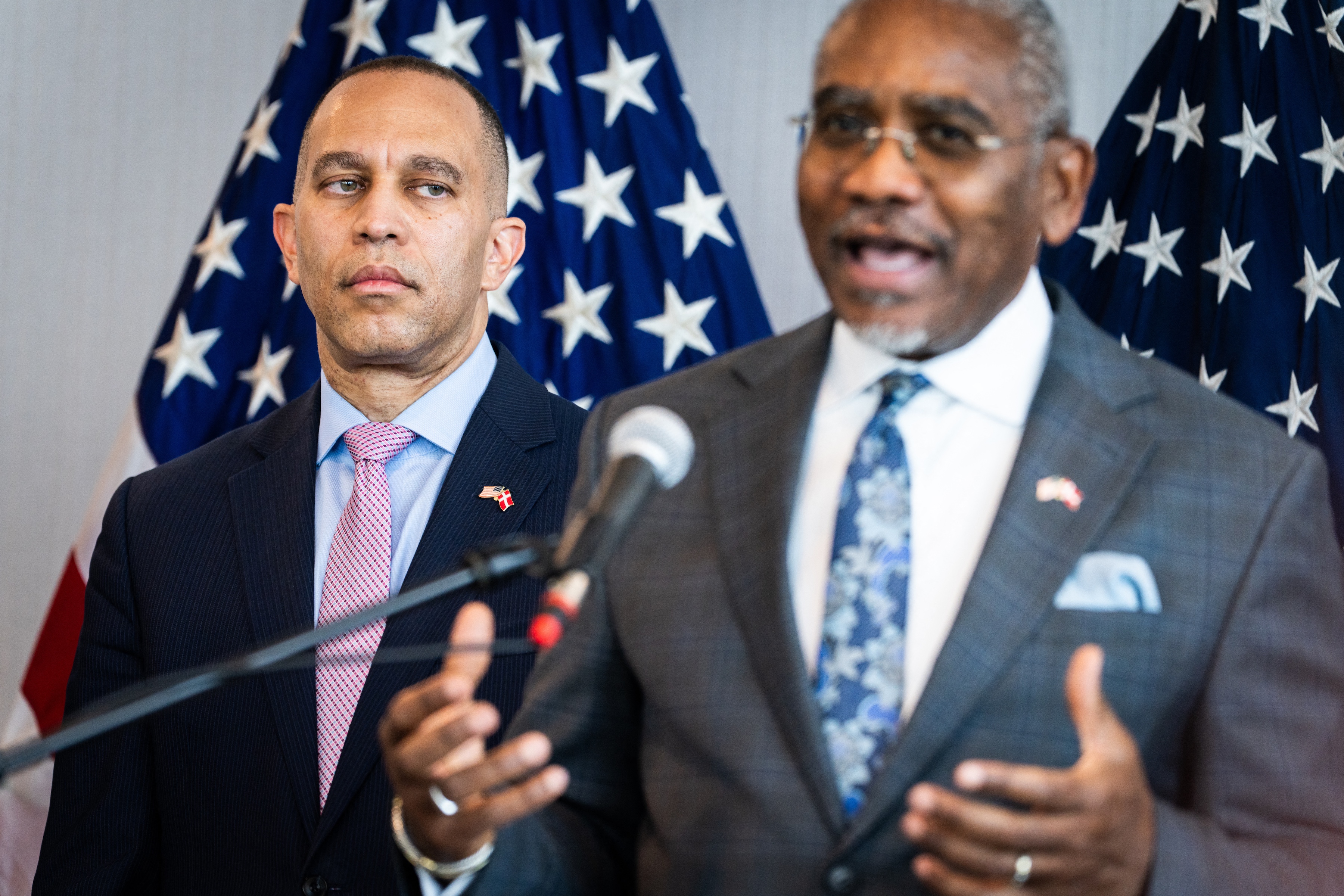 Top House Dems Delay Iran War Powers Vote as Trump Threatens Ground Invasion