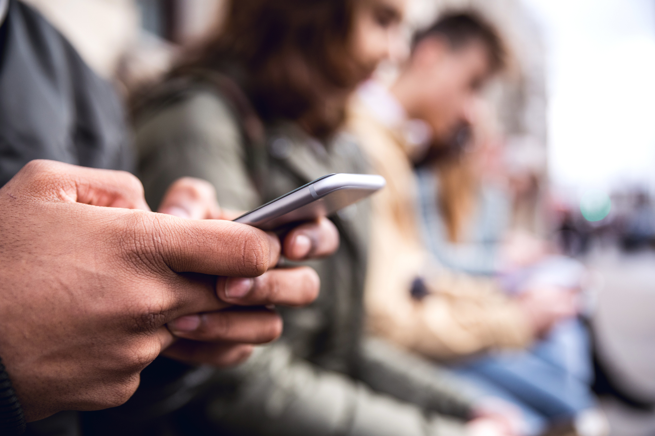 Deepfakes and AI Misinformation Reshape How War Is Seen Online