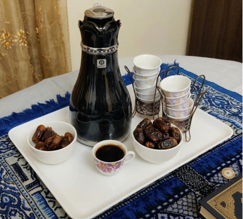 Preparing the dates and the coffee that my grandmother loved while waiting for the Maghrib prayer in 2022.