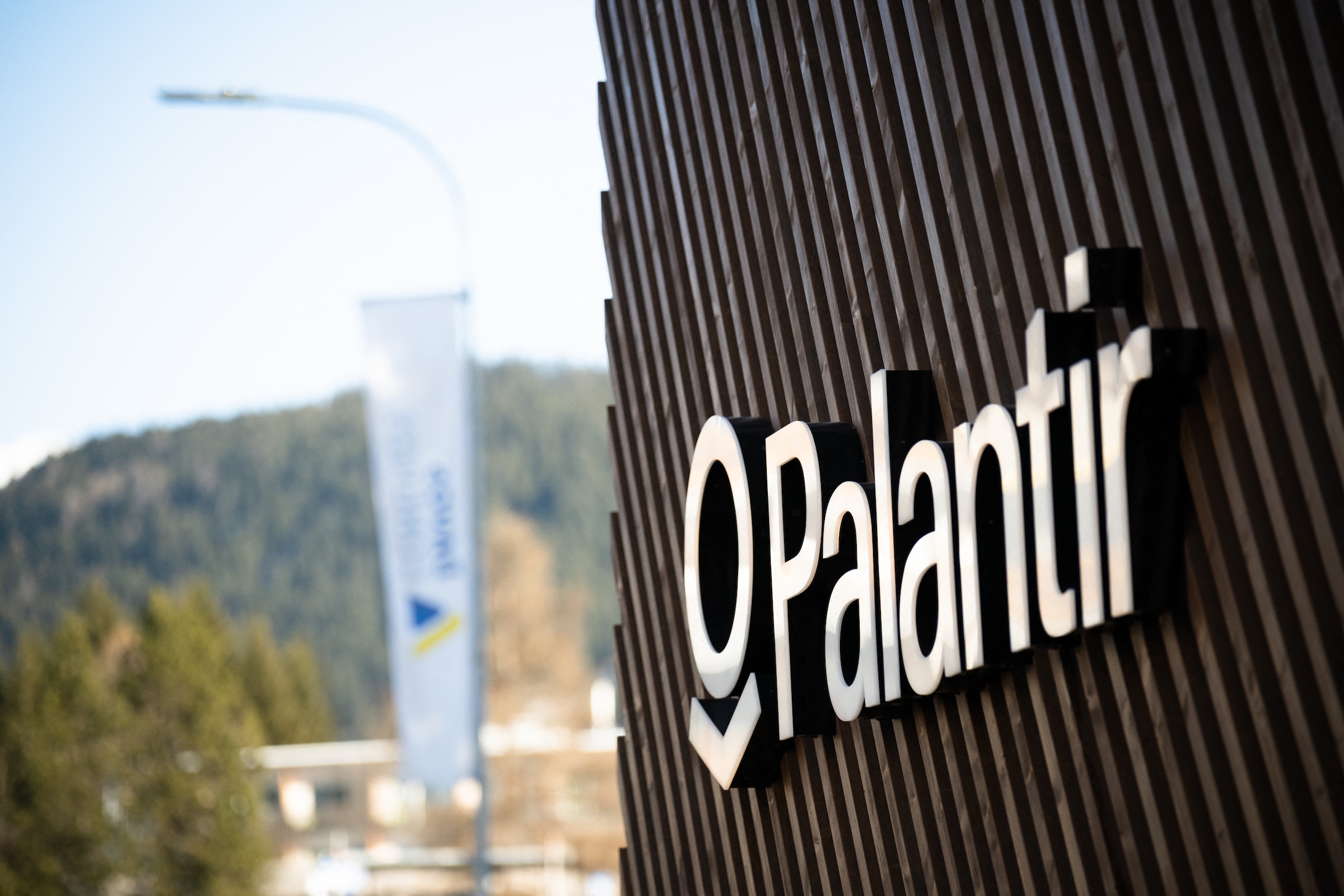 Palantir Posts Manifesto Lamenting Post-War “Neutering” of Nazi Germany