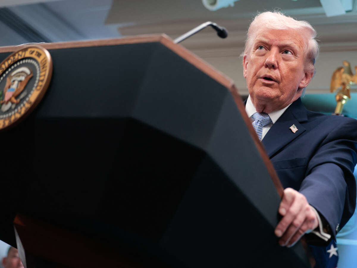 Dems Call for 25th Amendment Remedy to Remove Trump — Is It Plausible?