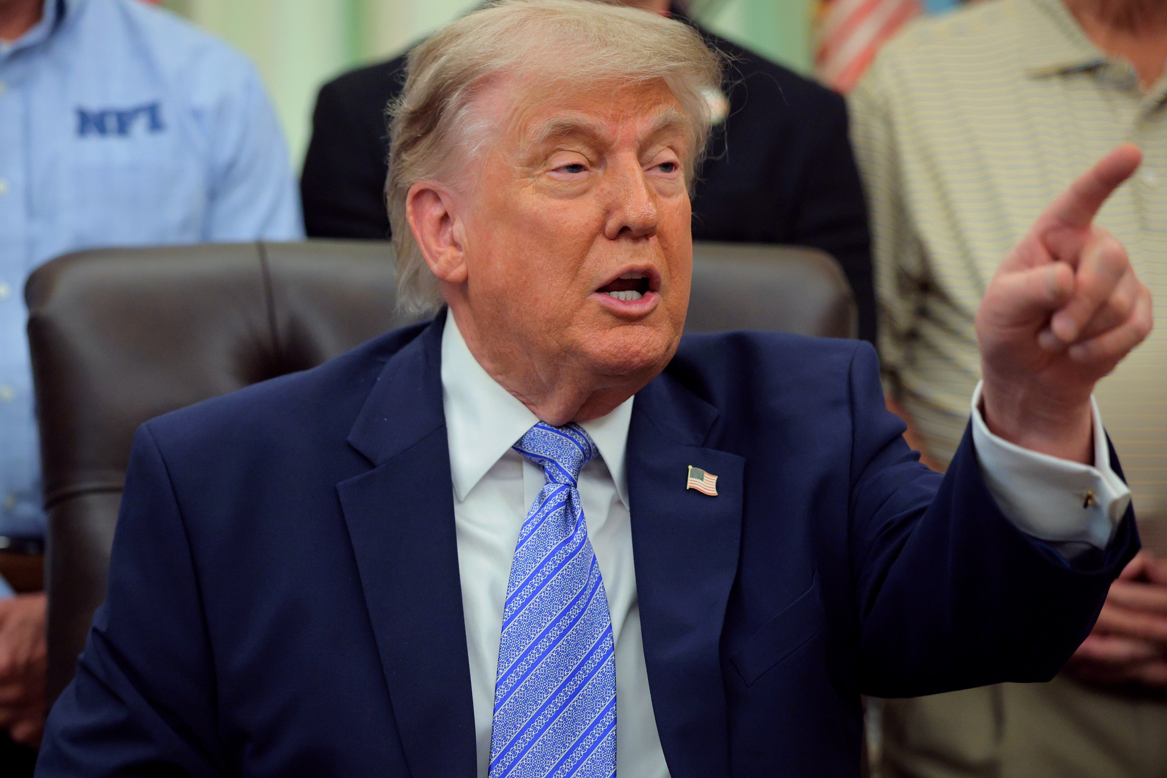 Trump Calls Somali Americans "Crooks" in Racist Cabinet Rant