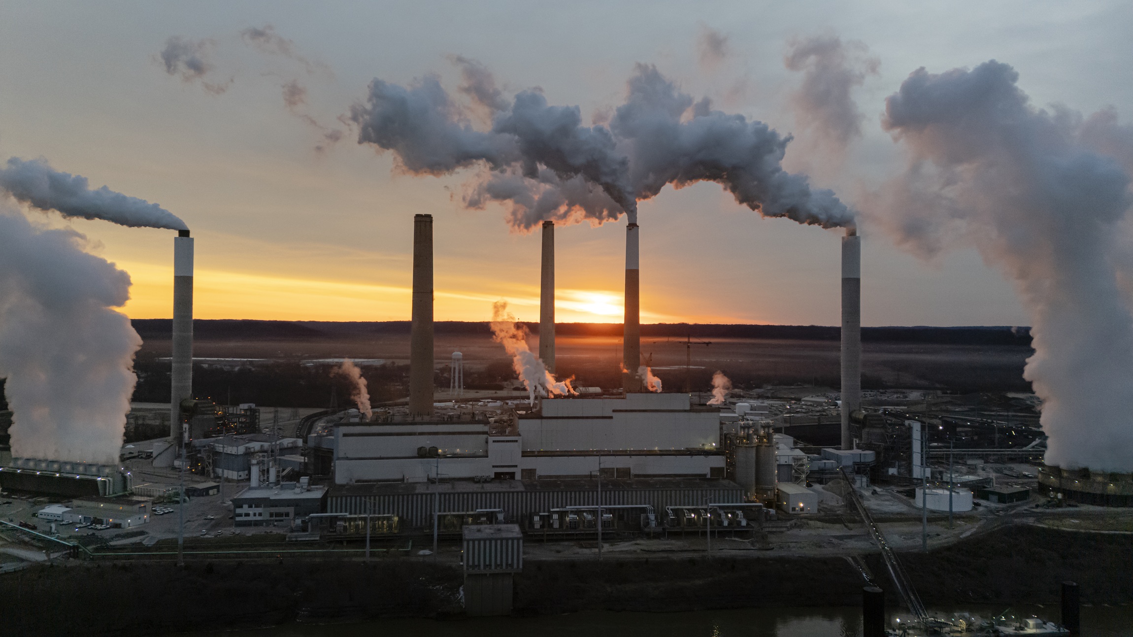 truthout.org - Chris Walker - Poll: Two-Thirds of Voters Say Climate Crisis Is Causing Utility Bills to Go Up