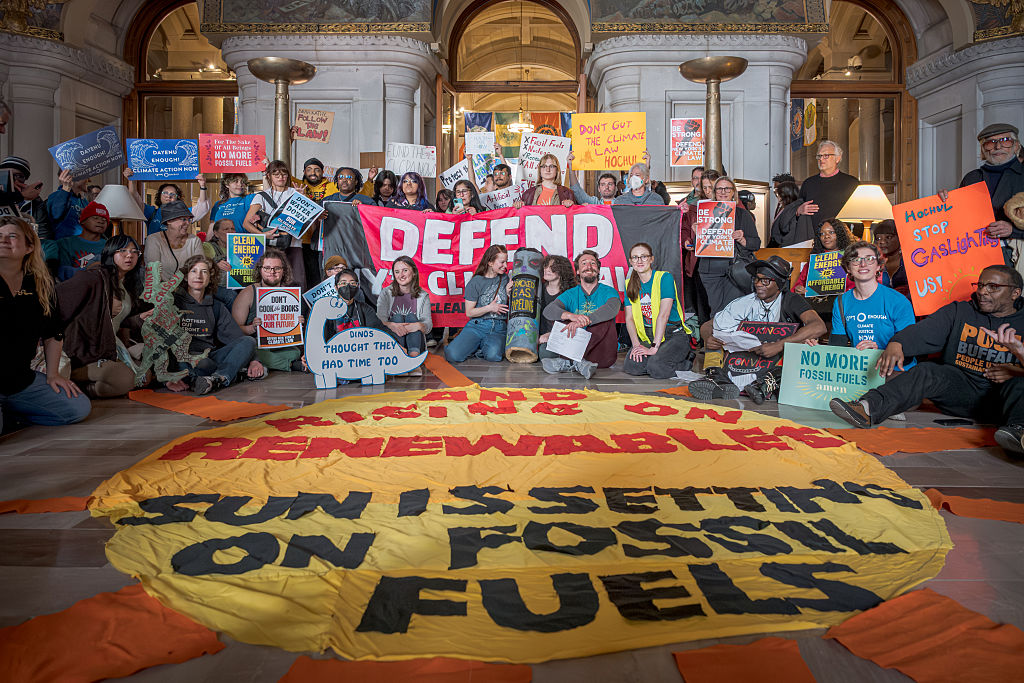 truthout.org - C.J. Polychroniou - Despite Climate Policy Setbacks, a Just Transition Is Still Within Reach