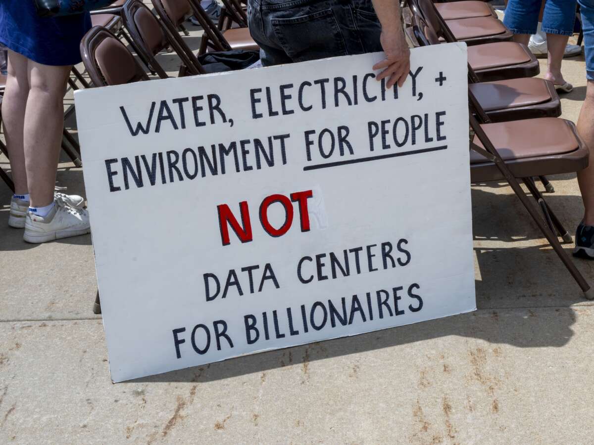 As Heat Wave Spreads Across the US, Data Centers Strain Electrical Grids
