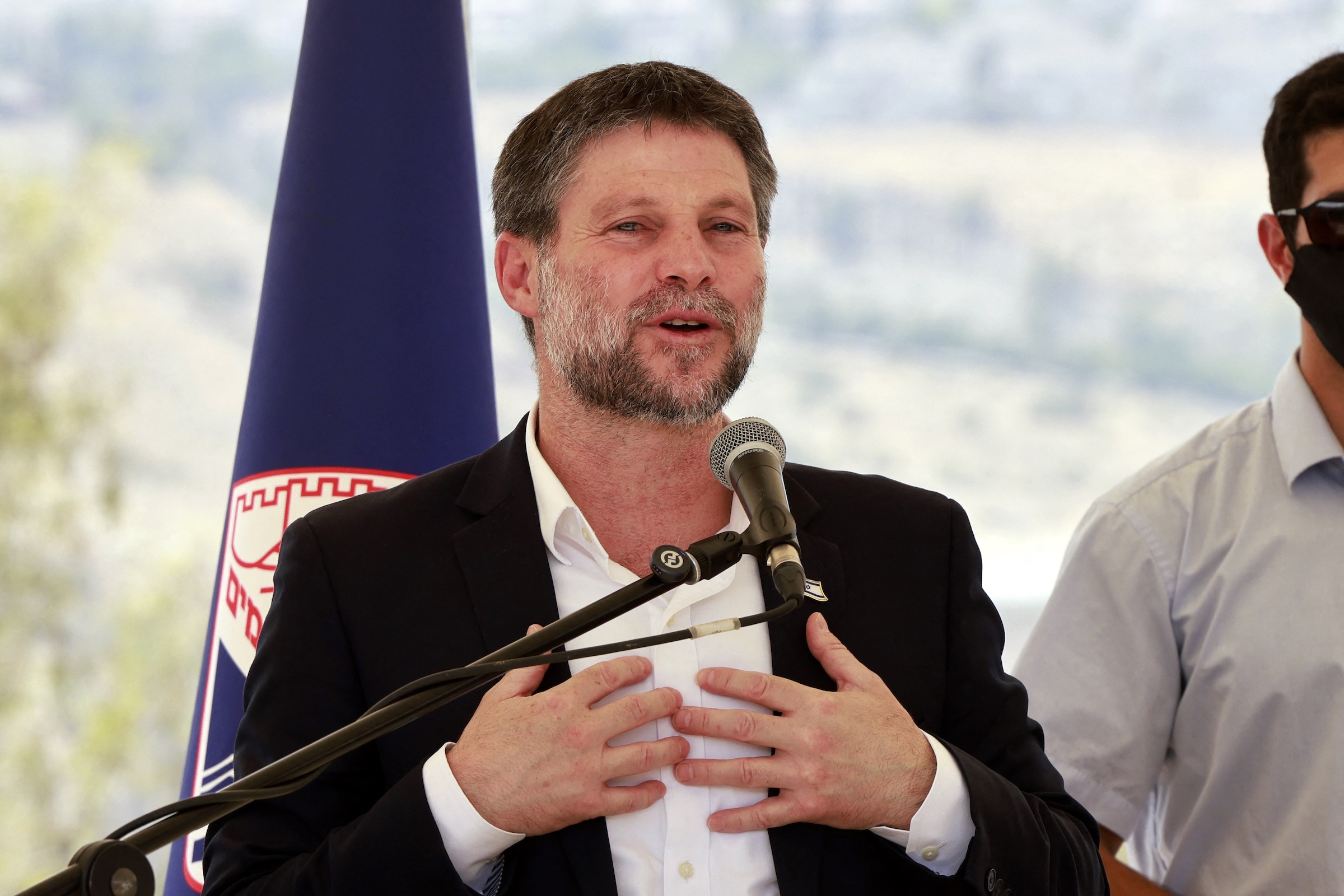 Smotrich Says US Fighting Iran as Israel Sits Back Is “Best for Us”