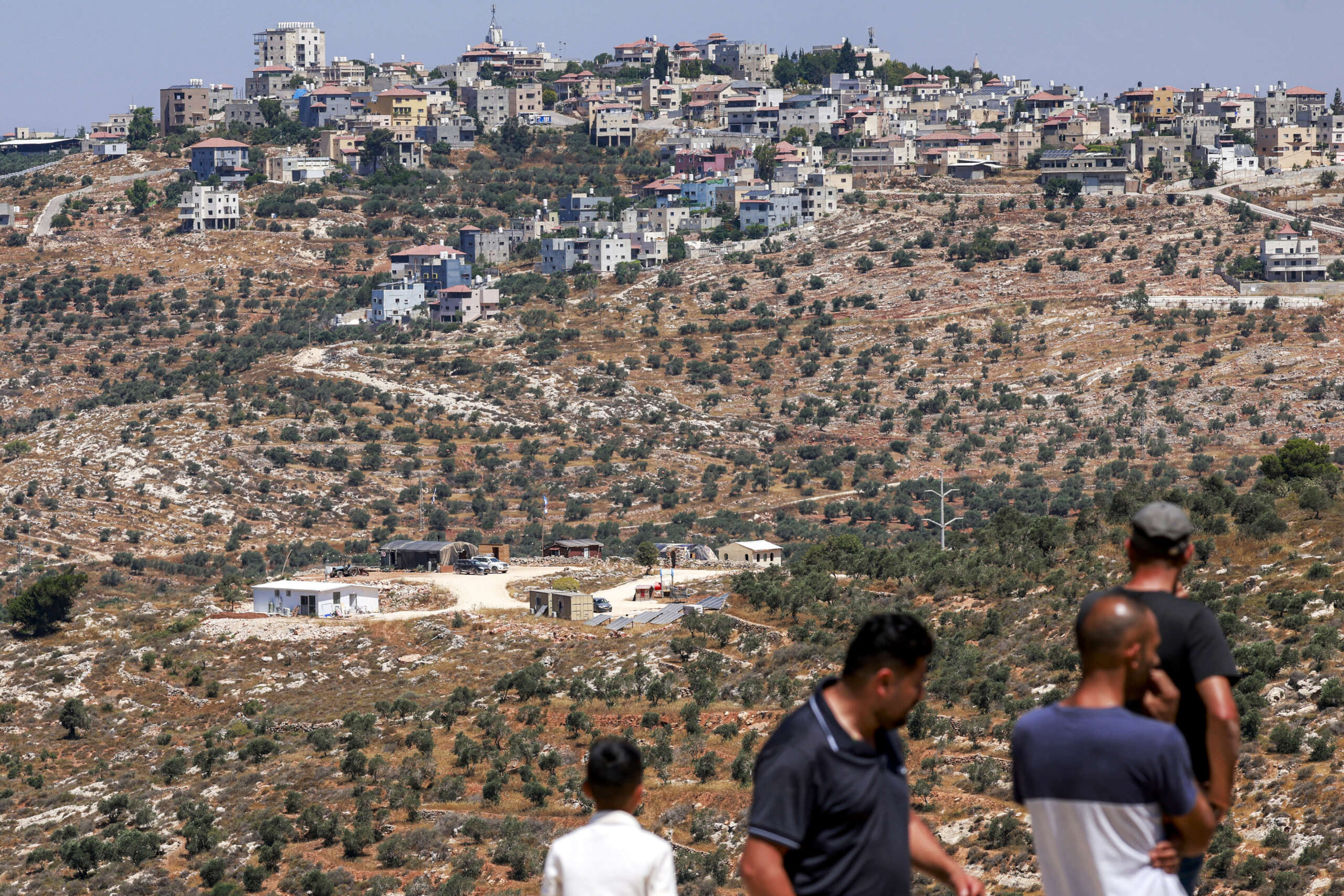 Israeli Settlers Are Pushing a Plan to Establish 100 New Outposts in West Bank