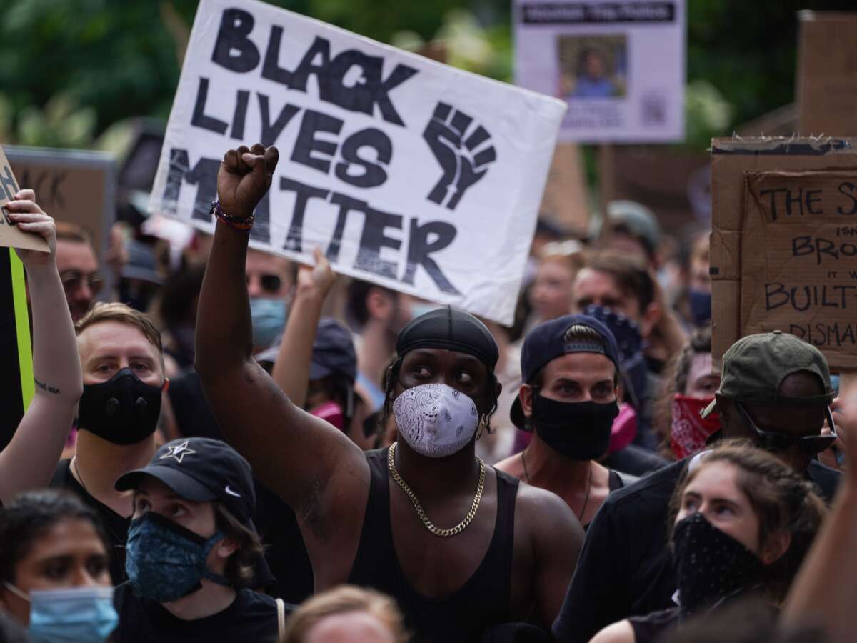 When the Left Distances Itself From Black Lives Matter, Far Right Policies Win