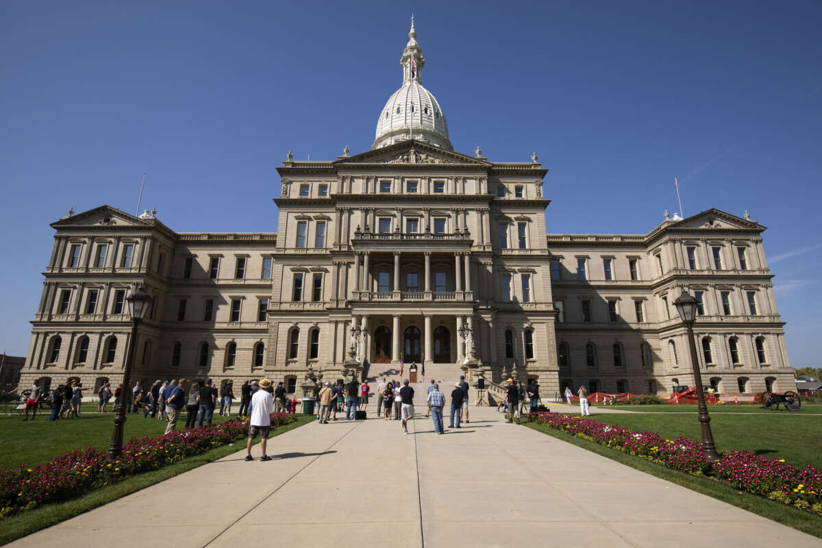Joanna Whaley face off against Republican Ronald Kokinda as the official Democratic nominee for Michigan’s 2nd House District.