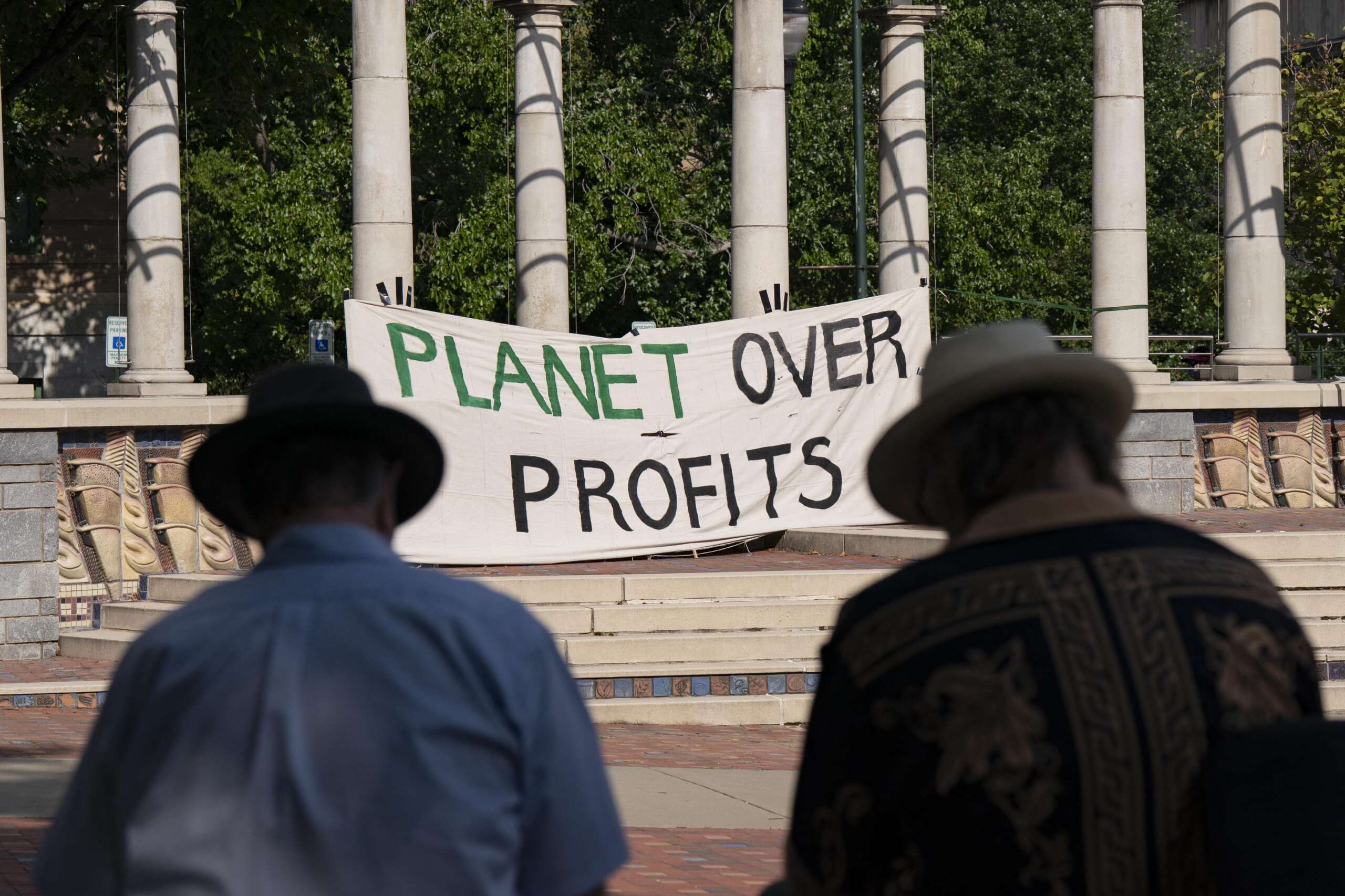 truthout.org - C.J. Polychroniou - Extreme Weather Disasters Cost Hundreds of Billions. Let's Make Polluters Pay.