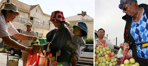 Patrons of a food pantry in Oakland. Photos by David Bacon.