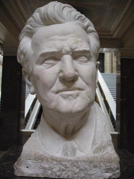 A bust of fiery Wisconsin progressive Bob La Follette.