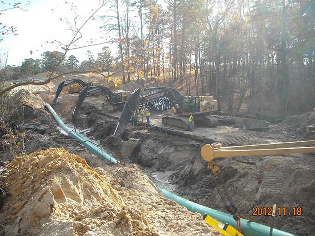 Eleanor Fairchild took this during the installation ton process. An industry insider points out the pipe is being bent to lay it in the ditch. (Photo: ©Fairchild 2011)