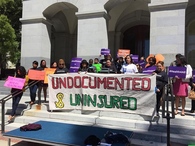 (Photo: Sandy Valenciano/The California Immigrant Youth Justice Alliance)