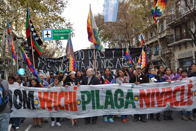 Indigenous Summit March (Photo: Resistencia Qom)