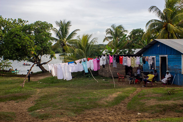 Garifuna community in Honduras, threatened by tourism projects and oil palm monoculture. (Photo: Aldo Santiago)