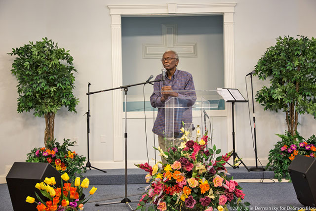 Robert Taylor at a Concerned Citizens of St. Johns meeting at the Tchoupitoulas Chapel in Reserve, Louisiana, on June 27. (Photo: Julie Dermansky)