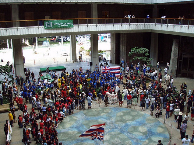 GMO protesters at Hawaii’s capitol (Photo: <a href=