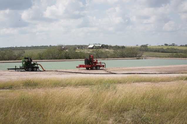 Frack Pond in Karnes County. (Photo: ©2013 Julie Dermansky)