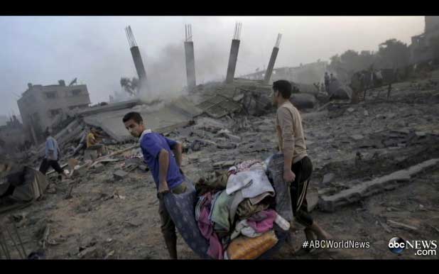 Screenshot of ABC News image mislabeled as an Israeli family trying to salvage what they can.
