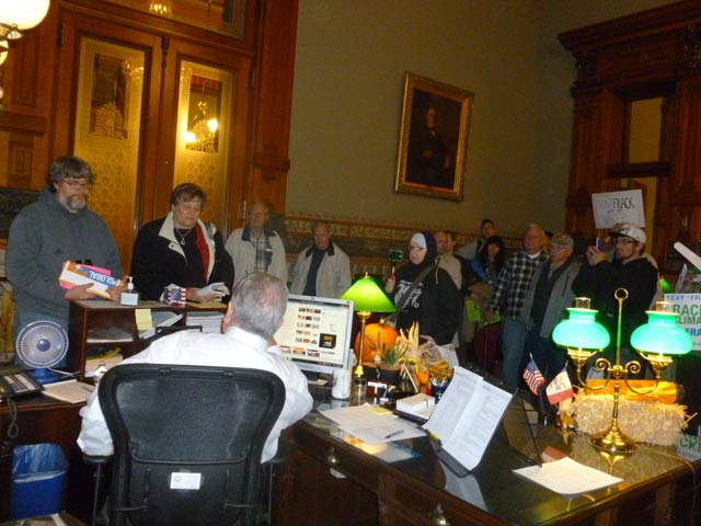 Petition against pipeline given to Branstad's office October 14 2014. (Photo: Angie Carter)