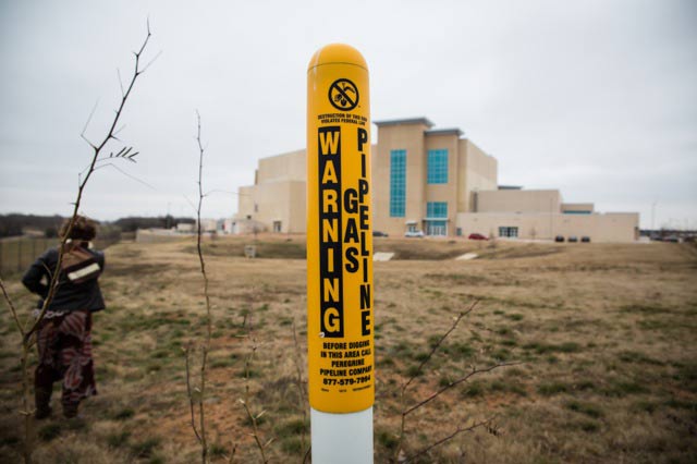 Gas Industry Developments surround the Mansfield Fine Arts Center. (Photo: ©2015 Julie Dermansky)
