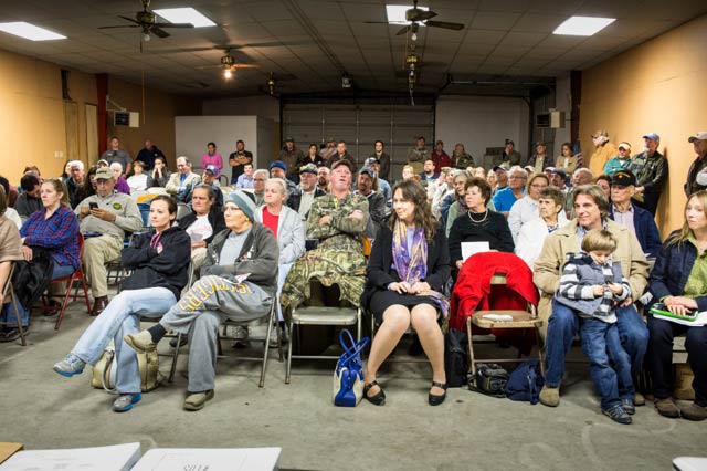 Public Permit hearing in Belle River. (Photo: ©2015 Julie Dermansky)