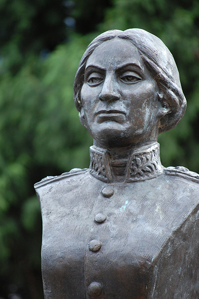 Statue of Juana Azurduy de Padilla, a Guerrilla fighter for the independence of Bolivia from Spanish rule. (Photo: Juana Azurduy via Shutterstock)