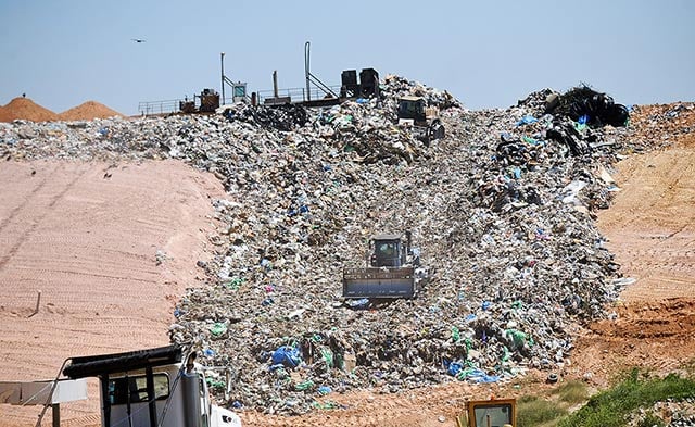 The Stone's Throw Landfill, near Tallassee, AL. (Photo: Jeronimo Nisa for Earthjustice)