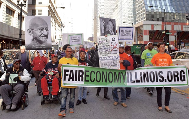 Protesters demonstrate for a Robin Hood Tax in Chicago, Illinois, November 2, 2015. (Photo: Martin Macias) 