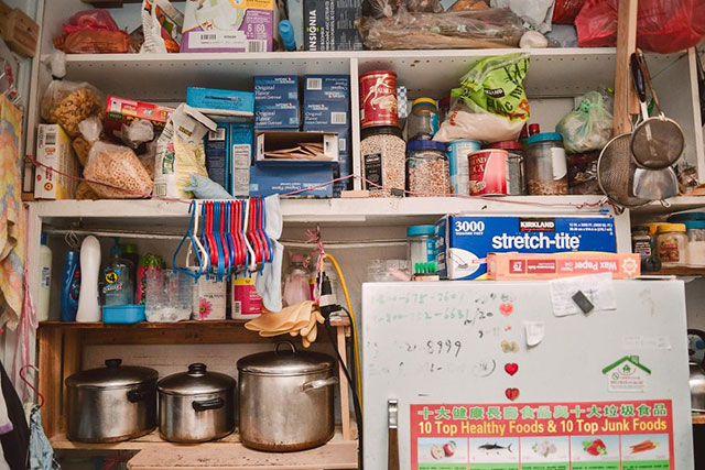  Ivy Gao's kitchen in her small unit in a Chinatown single-room occupancy hotel. (Photo: Tudor Stanley)