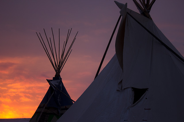 Oceti Sakowin Camp at sunset. (Photo: Melissa Cox)