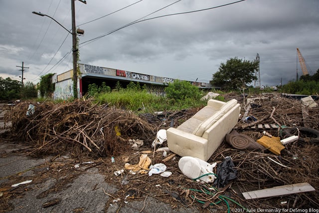 A strip mall in New Orleans’ Ninth Ward, left in ruins since Katrina. (Photo: Julie Dermansky)